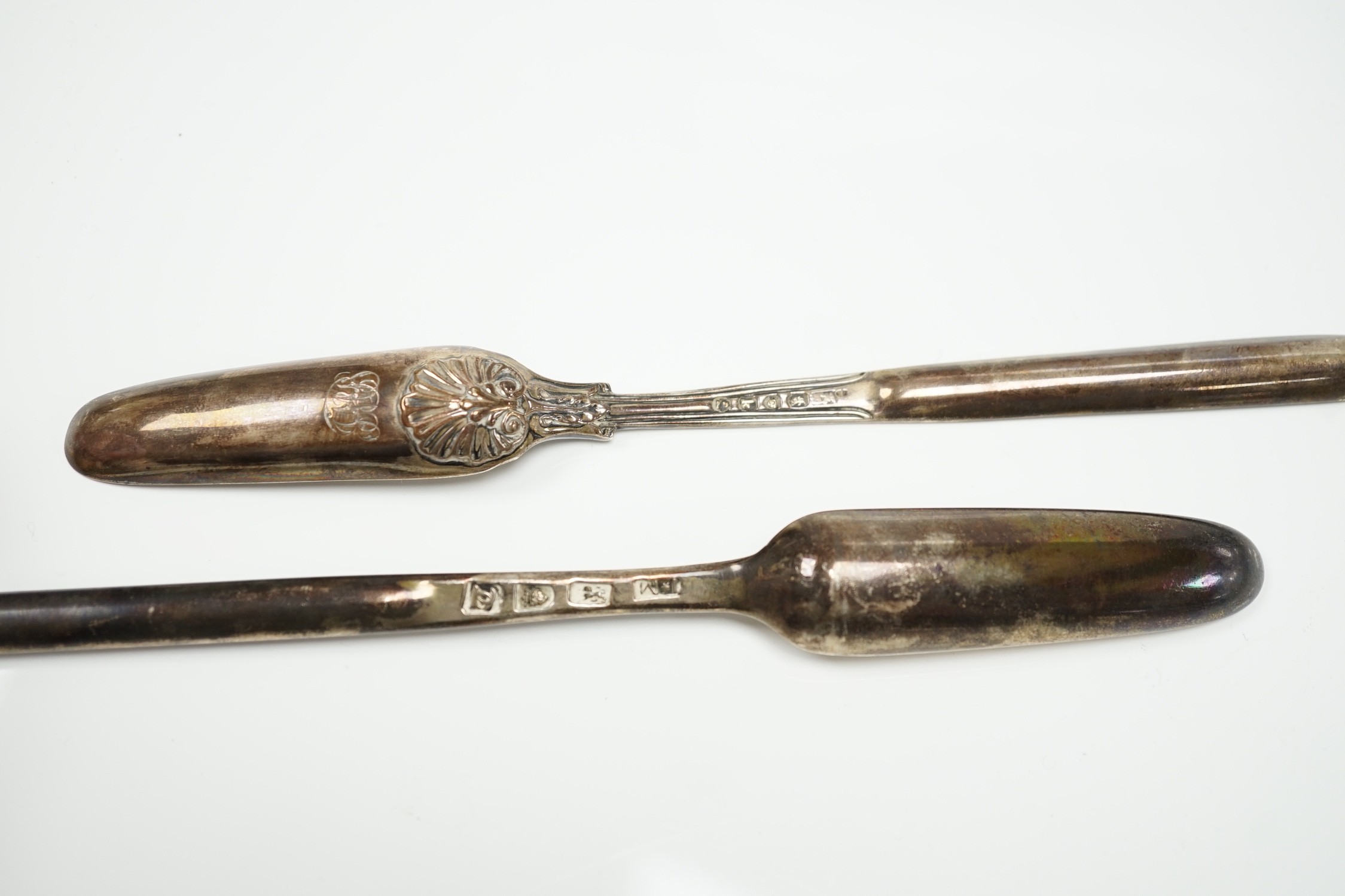 A George III silver marrow scoop, Jacob Marsh, London, 1774, 24.9cm and a George IV silver thread and shell pattern marrow scoop, William Eaton?, London, 1825.